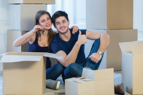 Professional packing and unpacking services in Twickenham for home relocations