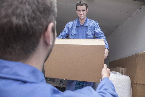 Movers Twickenham team preparing a local home relocation